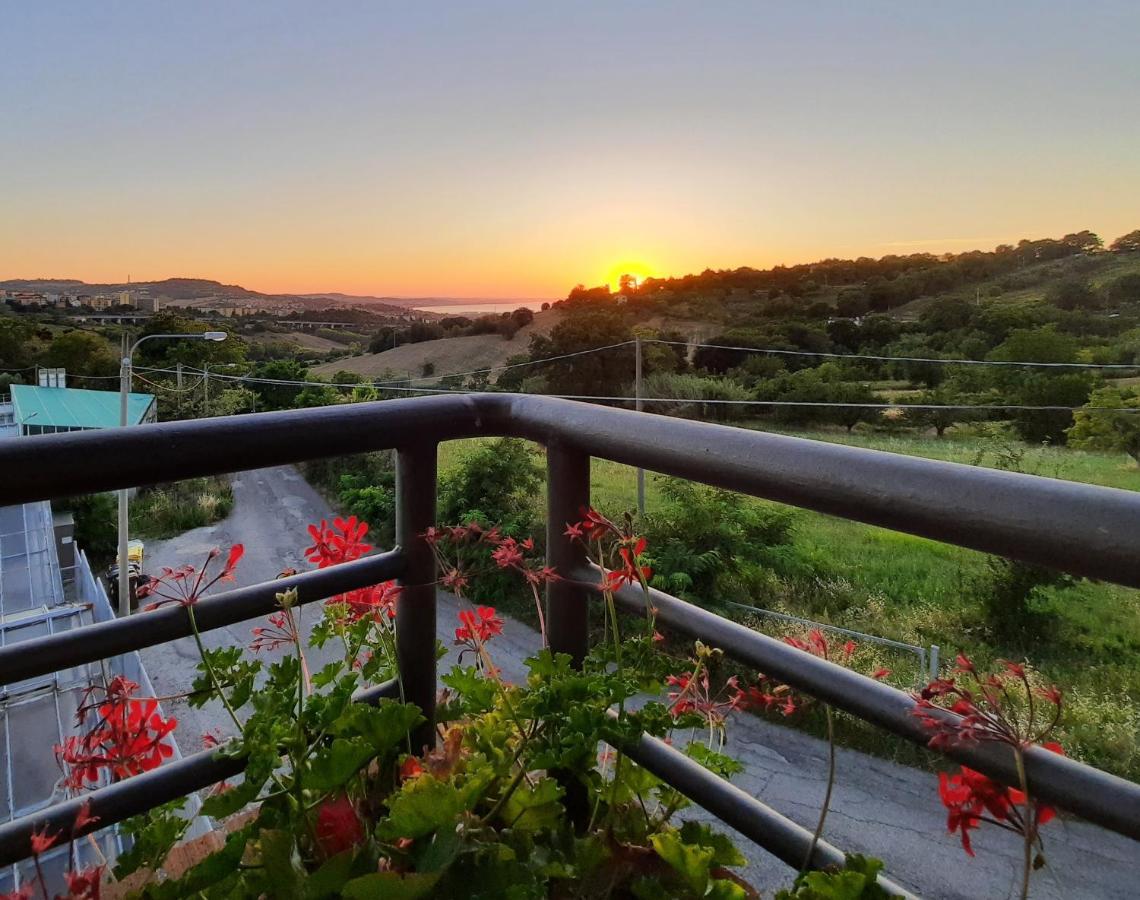 Fiori Del Conero Villa Ancona Exteriör bild